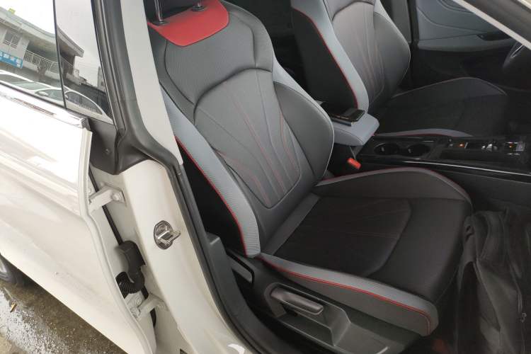 Used Volkswagen Lamando 2022 Lingdu L 280TSI DSG Spicy Edition Right Front Seat