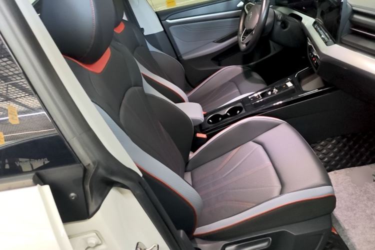 Used Volkswagen Lamando 2022 Lingdu L 280TSI DSG Spicy Edition Right Front Seat