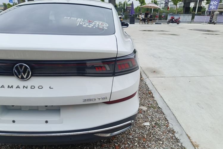 Used Volkswagen Lamando 2022 Lavida L 280TSI DSG Cool & Spicy Edition Right Rear Taillight