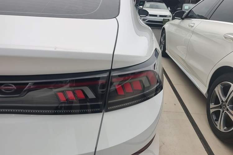 Used Volkswagen Lamando 2022 Lavida L 280TSI DSG Cool & Spicy Edition Right Rear Taillight
