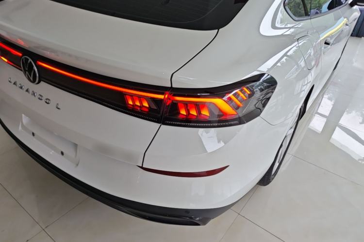 Used Volkswagen Lamando 2022 Lingdu L 280TSI DSG Spicy Edition Right Rear Taillight
