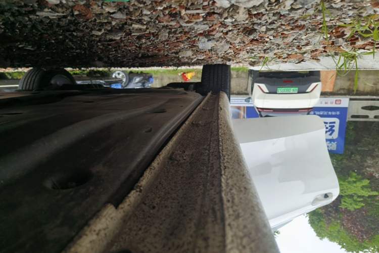 Used Volkswagen Lamando 2022 Lavida L 280TSI DSG Cool & Spicy Edition Right Side Sill