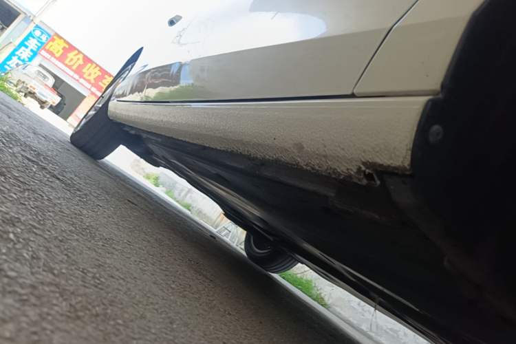 Used Volkswagen Lamando 2022 Lavida L 280TSI DSG Hot Edition Right Side Sill