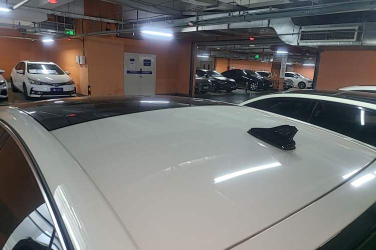Used Volkswagen Lamando 2022 Lavida L 280TSI DSG Cool & Spicy Edition Roof