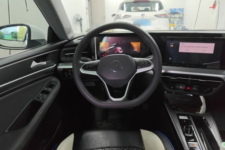 Used Volkswagen Lamando 2022 Lavida L 280TSI DSG Hot Edition Steering Wheel