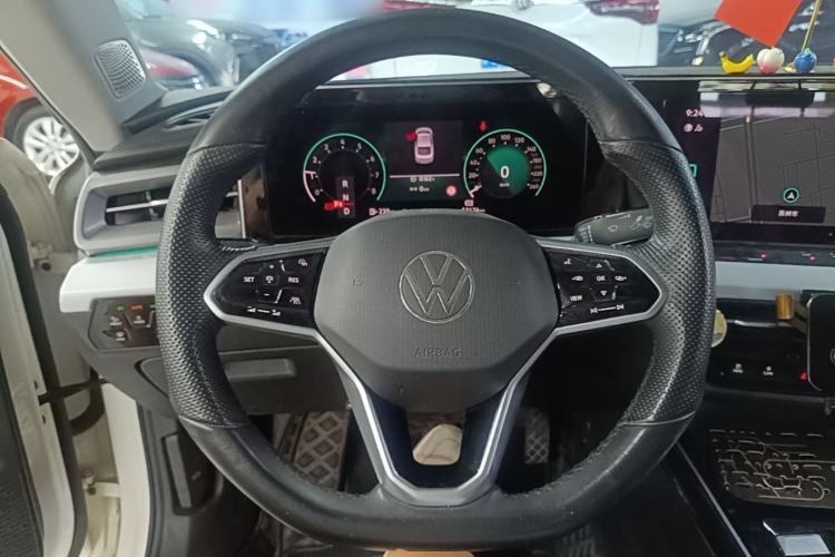 Used Volkswagen Lamando 2022 Lavida L 280TSI DSG Cool & Spicy Edition Steering Wheel