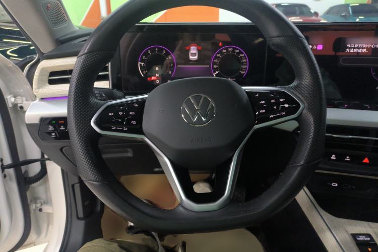 Used Volkswagen Lamando 2022 Lingdu L 280TSI DSG Ultra-Spicy Flagship Edition Steering Wheel