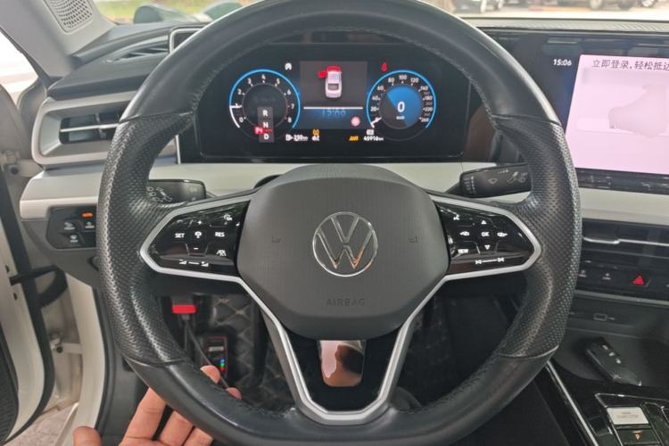 Used Volkswagen Lamando 2022 Lavida L 280TSI DSG Cool & Spicy Edition Steering Wheel