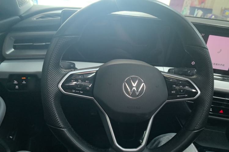 Used Volkswagen Lamando 2022 Lavida L 280TSI DSG Cool & Spicy Edition Steering Wheel