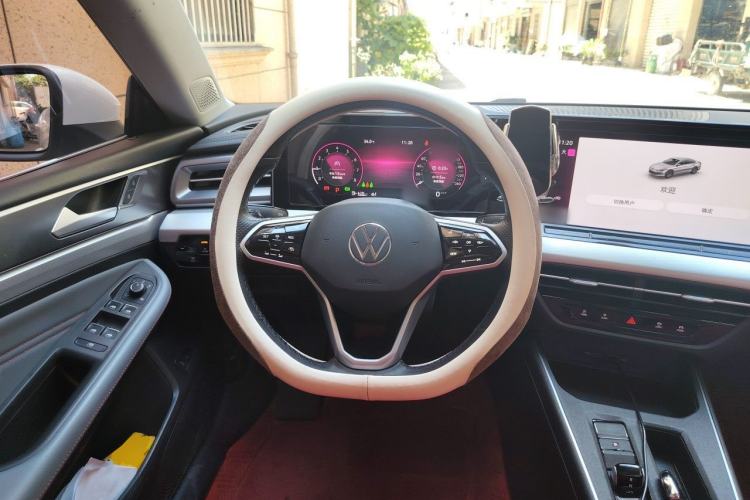 Used Volkswagen Lamando 2022 Lavida L 280TSI DSG Cool & Spicy Edition Steering Wheel