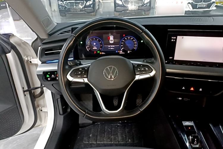 Used Volkswagen Lamando 2022 Lavida L 280TSI DSG Hot Edition Steering Wheel