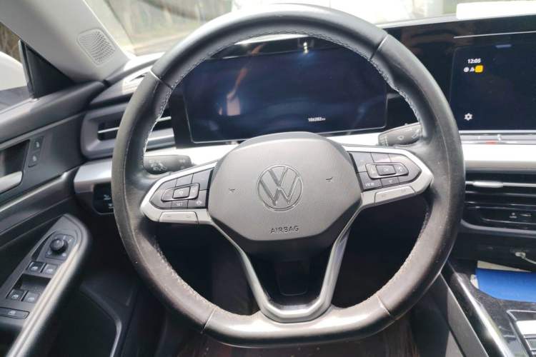 Used Volkswagen Lamando 2022 Lavida L 280TSI DSG Hot Edition Steering Wheel