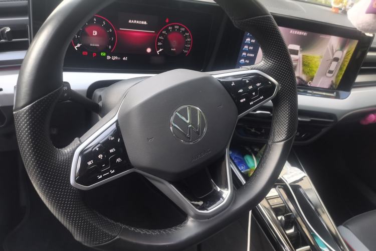 Used Volkswagen Lamando 2022 Lavida L 280TSI DSG Cool & Spicy Edition Steering Wheel