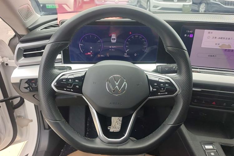 Used Volkswagen Lamando 2022 Lavida L 280TSI DSG Cool & Spicy Edition Steering Wheel