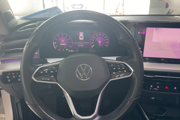 Used Volkswagen Lamando 2022 Lavida L 280TSI DSG Cool & Spicy Edition Steering Wheel
