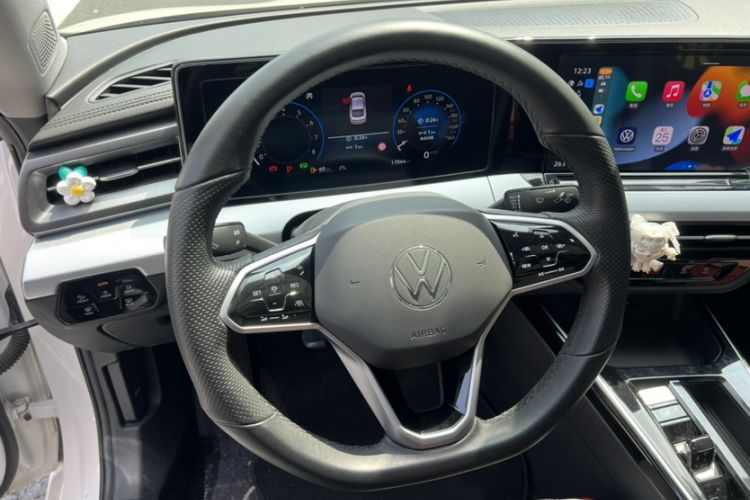 Used Volkswagen Lamando 2022 Lavida L 280TSI DSG Cool & Spicy Edition Steering Wheel