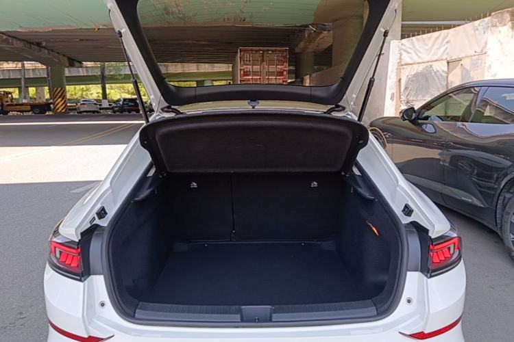Used Volkswagen Lamando 2022 Lingdu L 280TSI DSG Spicy Edition Trunk