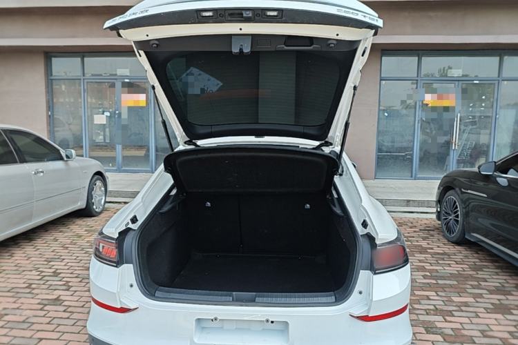 Used Volkswagen Lamando 2022 Lingdu L 280TSI DSG Spicy Edition Trunk