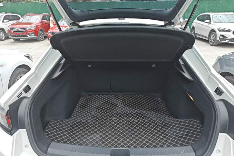 Used Volkswagen Lamando 2022 Lingdu L 280TSI DSG Spicy Edition Trunk