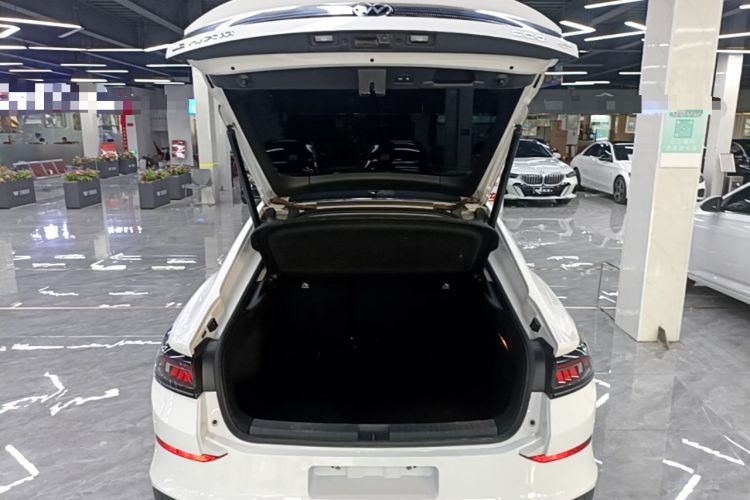 Used Volkswagen Lamando 2022 Lavida L 280TSI DSG Hot Edition Trunk