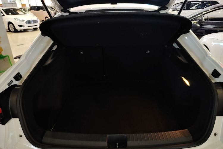 Used Volkswagen Lamando 2022 Lingdu L 280TSI DSG Spicy Edition Trunk