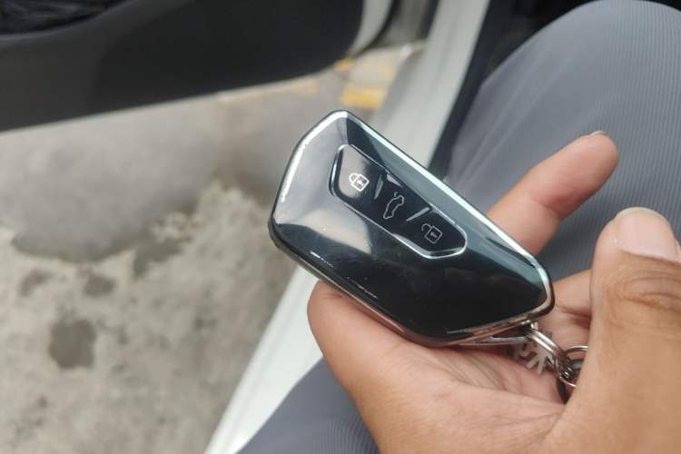 Used Volkswagen Lamando 2022 Lavida L 280TSI DSG Cool & Spicy Edition Vehicle Key