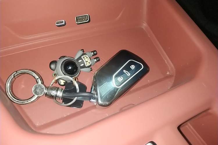 Used Volkswagen Lamando 2022 Lavida L 280TSI DSG Cool & Spicy Edition Vehicle Key