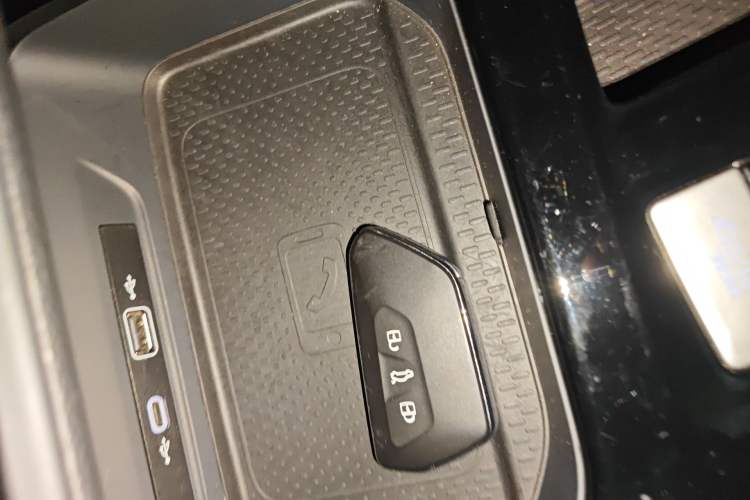 Used Volkswagen Lamando 2022 Lavida L 280TSI DSG Cool & Spicy Edition Vehicle Key
