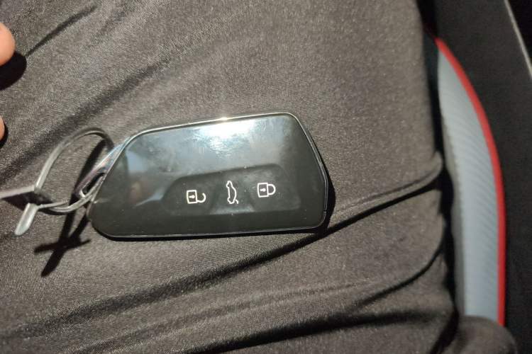 Used Volkswagen Lamando 2022 Lavida L 280TSI DSG Cool & Spicy Edition Vehicle Key