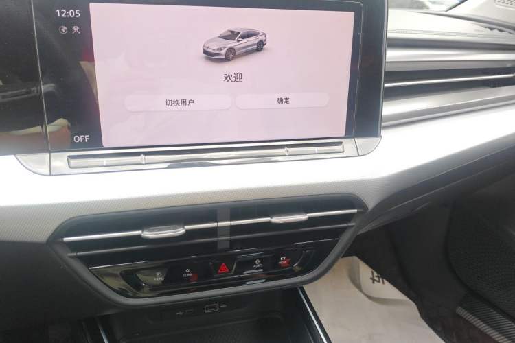 Used Volkswagen Lamando 2023 Lavida L 280TSI DSG Cool & Spicy Edition Audio And AC Panel