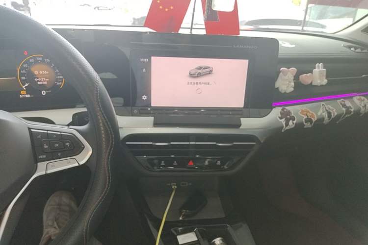 Used Volkswagen Lamando 2023 Lavida L 280TSI DSG Cool & Spicy Edition Audio And AC Panel