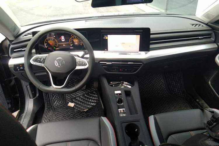 Used Volkswagen Lamando 2023 Lavida L 280TSI DSG Spicy Edition Center Console