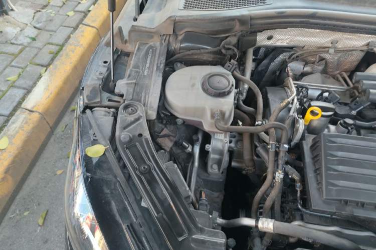Used Volkswagen Lamando 2023 Lavida L 280TSI DSG Cool & Spicy Edition Engine Bay Right