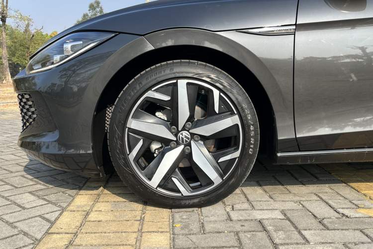 Used Volkswagen Lamando 2023 Lavida L 280TSI DSG Cool & Spicy Edition Exterior 9
