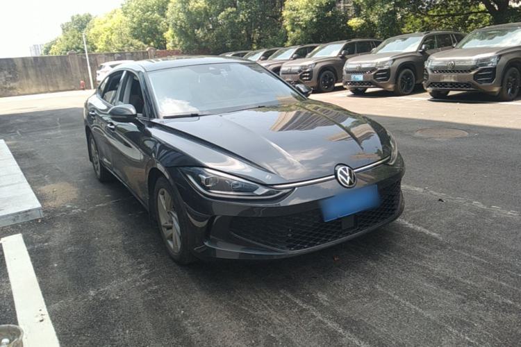 Used Volkswagen Lamando 2023 Lavida L 280TSI DSG Spicy Edition Front Right 45 Deg