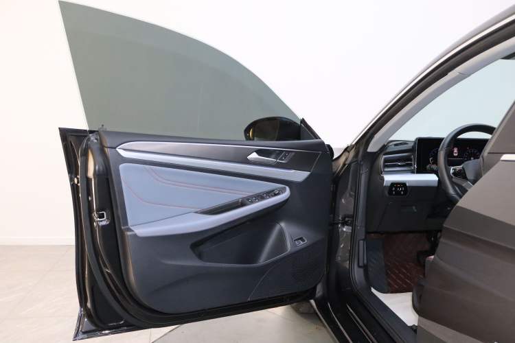 Used Volkswagen Lamando 2023 Lavida L 280TSI DSG Cool & Spicy Edition Interior 1