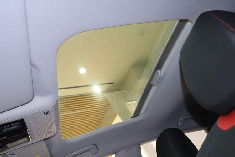 Used Volkswagen Lamando 2023 Lavida L 280TSI DSG Cool & Spicy Edition Interior 5