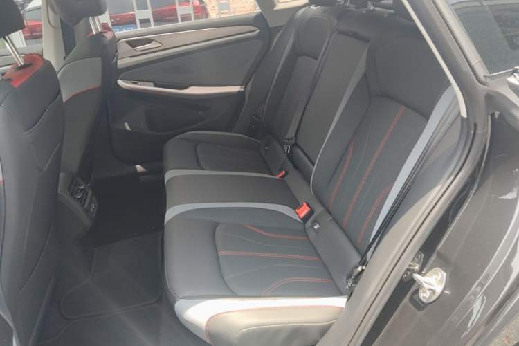 Used Volkswagen Lamando 2023 Lavida L 280TSI DSG Cool & Spicy Edition Left Rear Seat