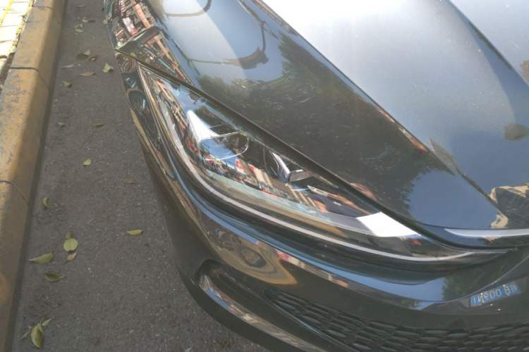 Used Volkswagen Lamando 2023 Lavida L 280TSI DSG Cool & Spicy Edition Right Front Headlight