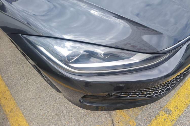 Used Volkswagen Lamando 2023 Lavida L 280TSI DSG Cool & Spicy Edition Right Front Headlight
