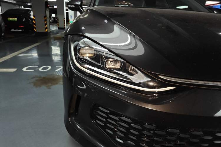 Used Volkswagen Lamando 2023 Lavida L 280TSI DSG Spicy Edition Right Front Headlight