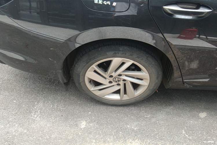 Used Volkswagen Lamando 2023 Lavida L 280TSI DSG Spicy Edition Right Rear Wheel Hub