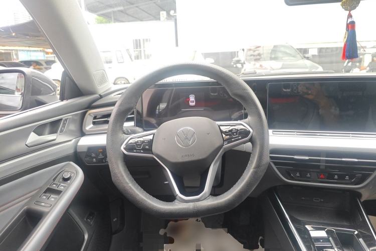Used Volkswagen Lamando 2023 Lavida L 280TSI DSG Cool & Spicy Edition Steering Wheel