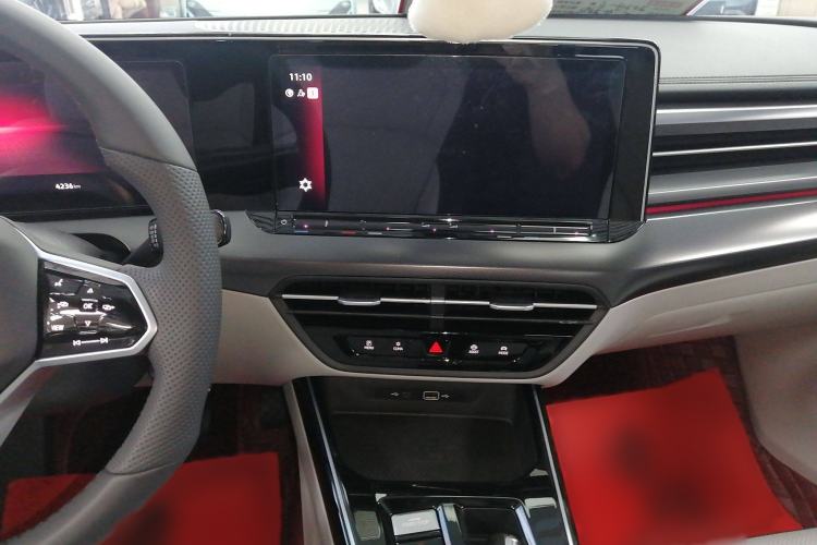 Used Volkswagen Lamando 2023 Lavida L 280TSI DSG Cool & Spicy Edition Audio And AC Panel