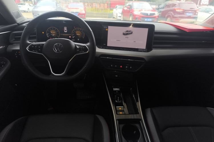 Used Volkswagen Lamando 2023 Lavida L 280TSI DSG Cool & Spicy Edition Center Console