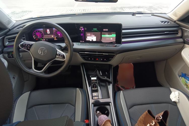 Used Volkswagen Lamando 2023 Lavida L 280TSI DSG Cool & Spicy Edition Center Console