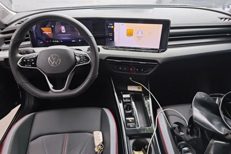 Used Volkswagen Lamando 2023 Lavida L 280TSI DSG Cool & Spicy Edition Center Console