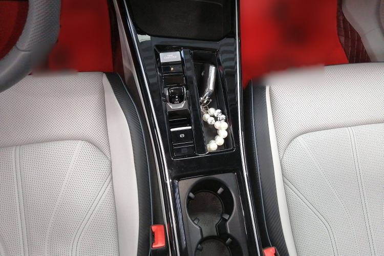 Used Volkswagen Lamando 2023 Lavida L 280TSI DSG Cool & Spicy Edition Gear Lever