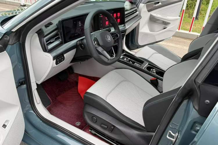 Used Volkswagen Lamando 2023 Lavida L 280TSI DSG Cool & Spicy Edition Interior 1