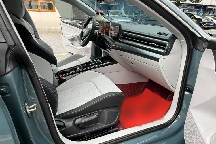 Used Volkswagen Lamando 2023 Lavida L 280TSI DSG Cool & Spicy Edition Interior 3